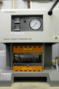 PRESS00.JPG - 115,140BYTES